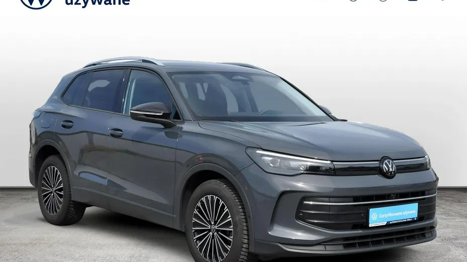 VOLKSWAGEN Tiguan -