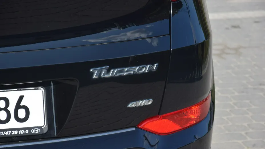 HYUNDAI Tucson -