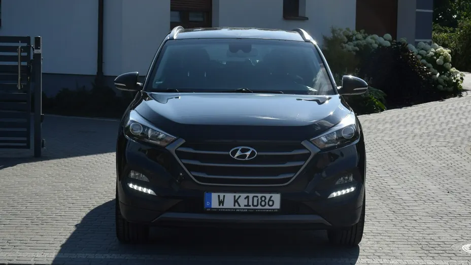 HYUNDAI Tucson -