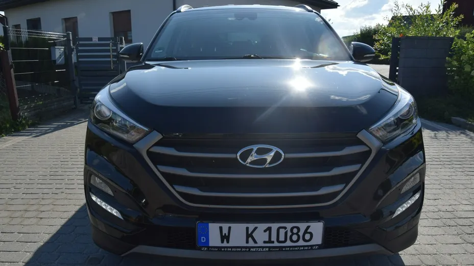 HYUNDAI Tucson -