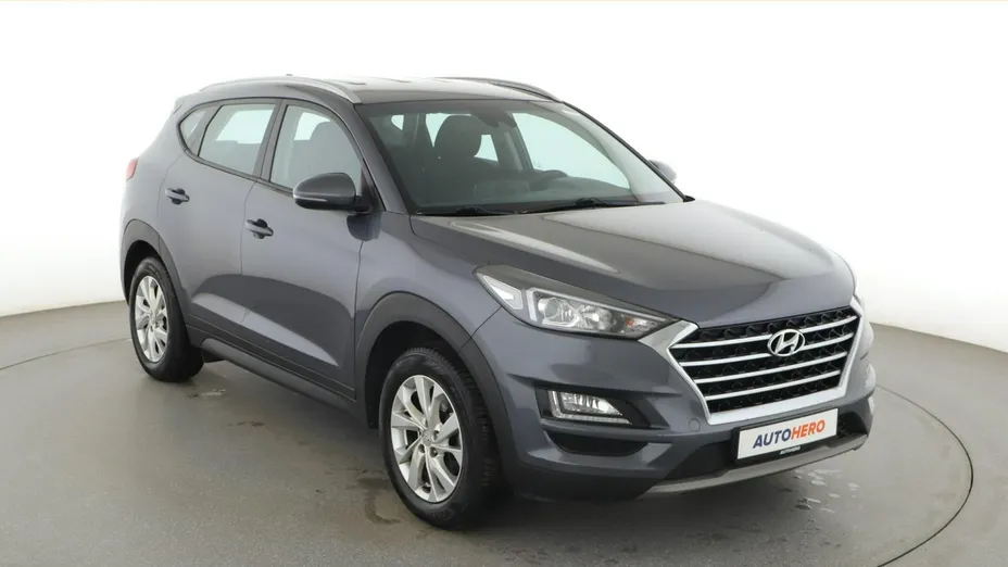 HYUNDAI Tucson -