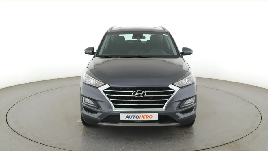 HYUNDAI Tucson -