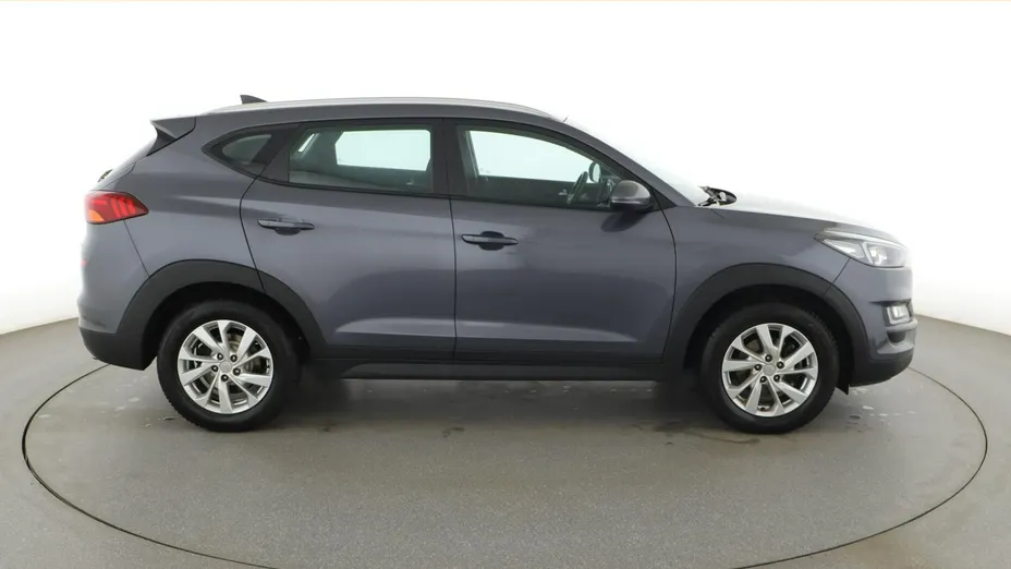 HYUNDAI Tucson -