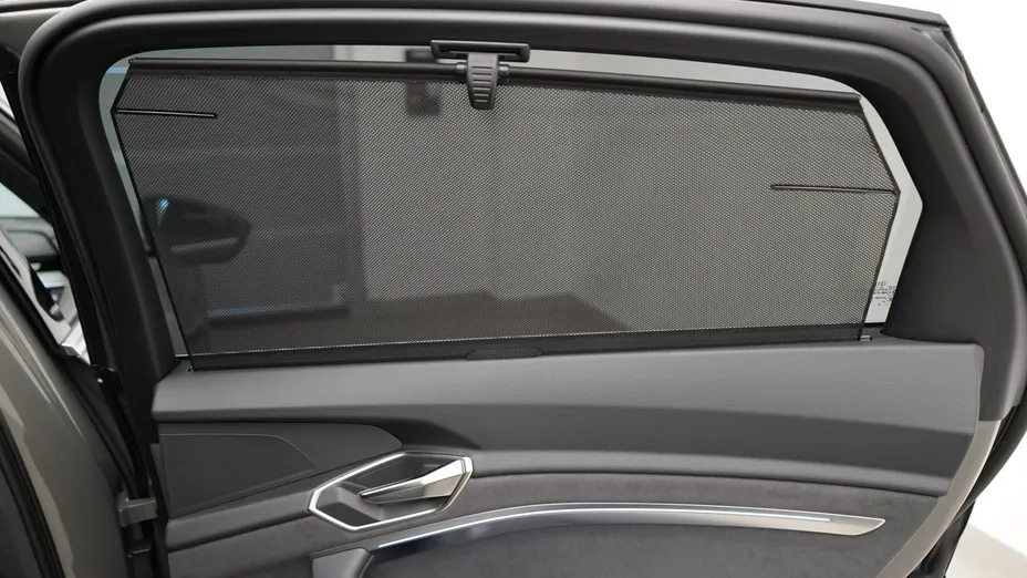 AUDI Q8 Sportback e-tron -