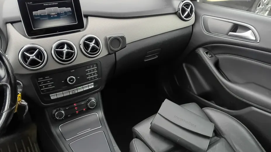 MERCEDES-BENZ B Klasa -
