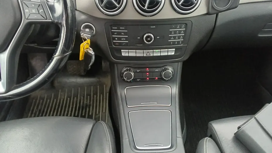MERCEDES-BENZ B Klasa -