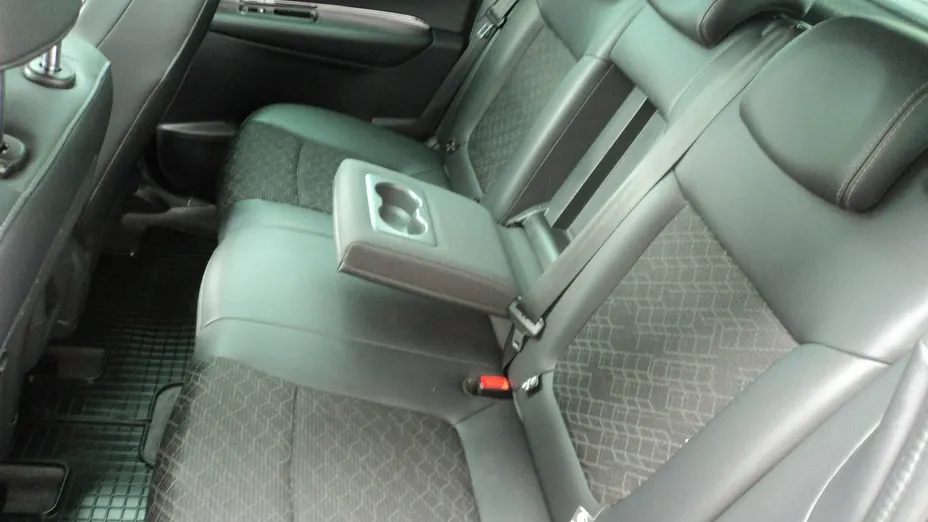 PEUGEOT 3008 -