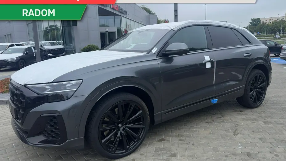 AUDI SQ8 -