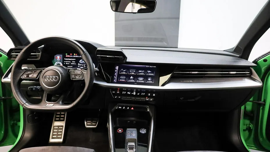 AUDI S3 Limousine -