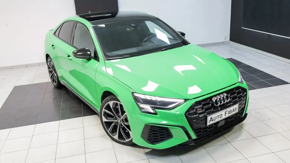 AUDI S3 Limousine -