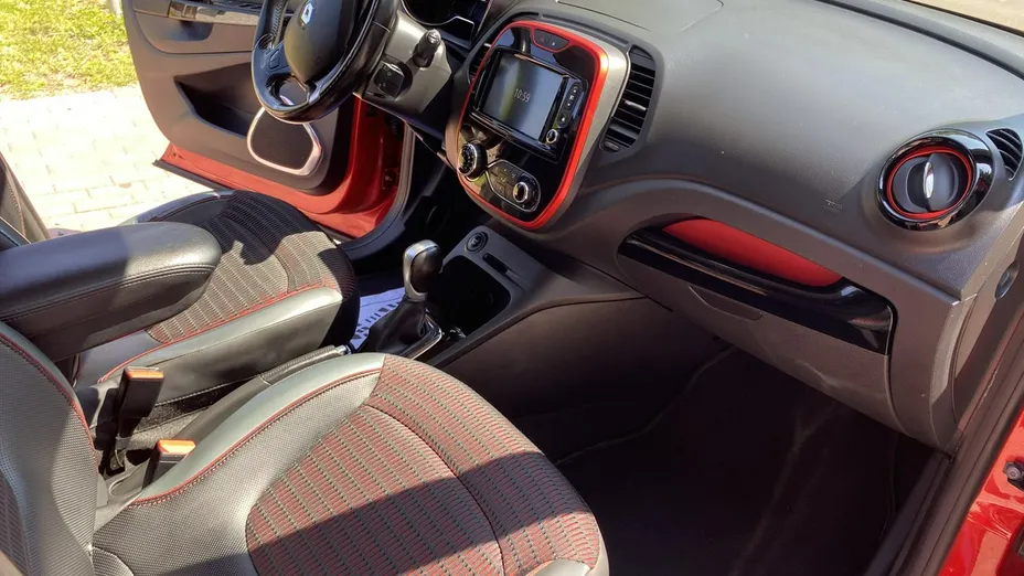 RENAULT Captur -