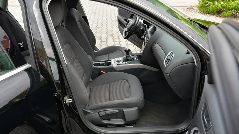 AUDI A4 -