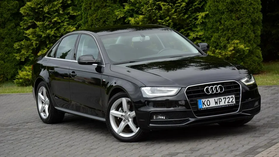 AUDI A4 -