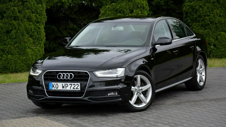 AUDI A4 -
