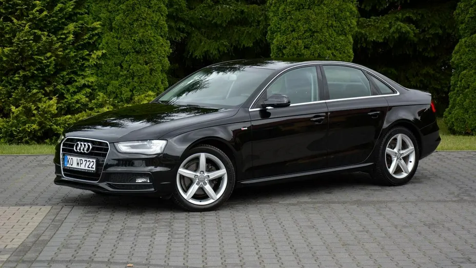 AUDI A4 -