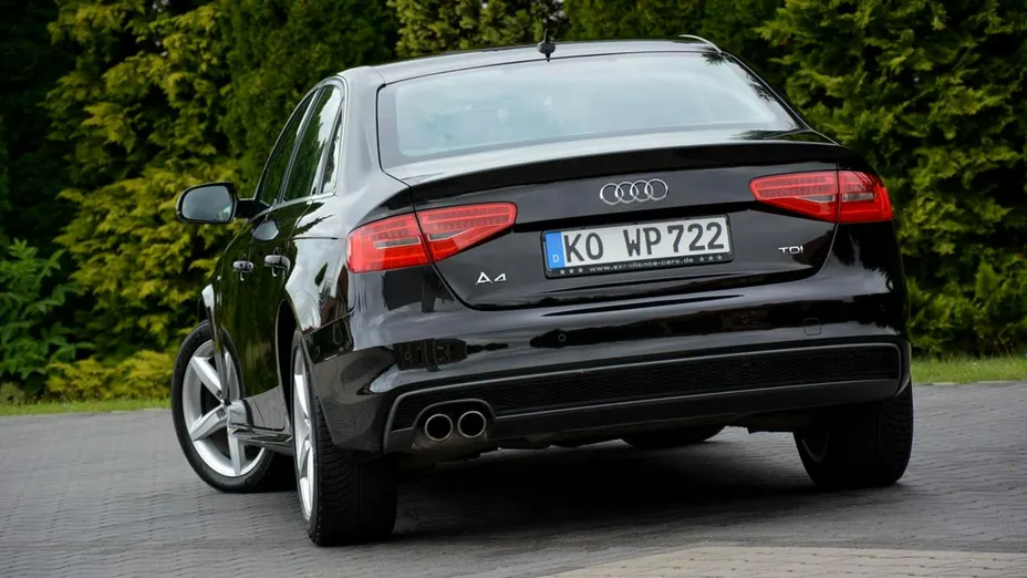AUDI A4 -