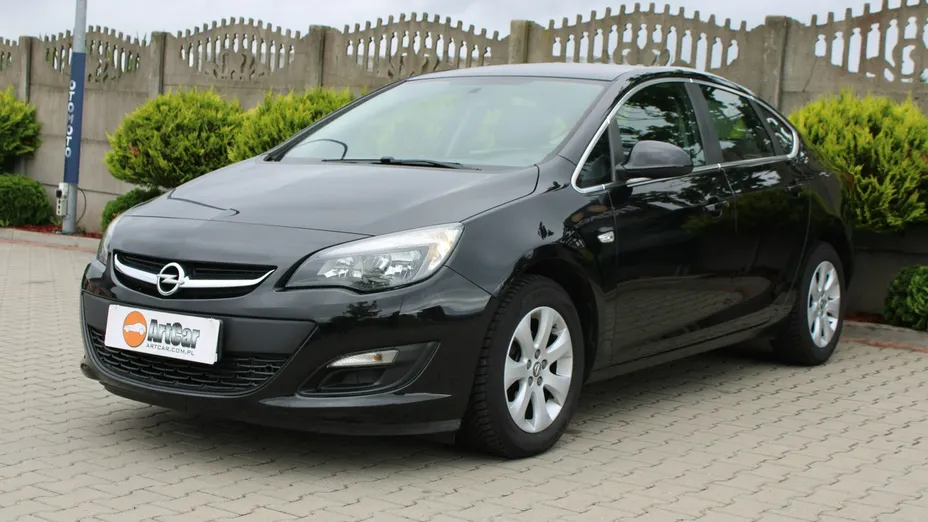 OPEL Astra -