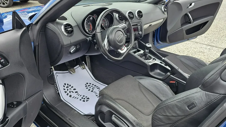 AUDI TT Roadster -