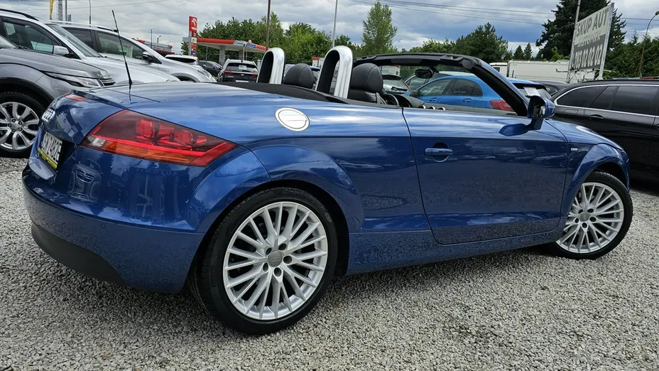 AUDI TT Roadster -