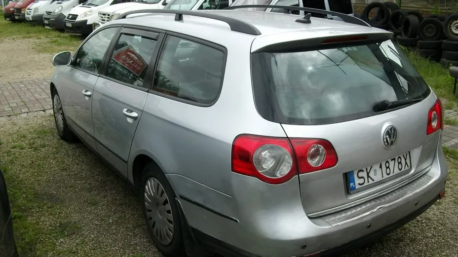 VOLKSWAGEN Passat -