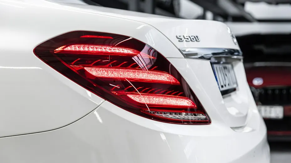 MERCEDES-BENZ S Klasa -
