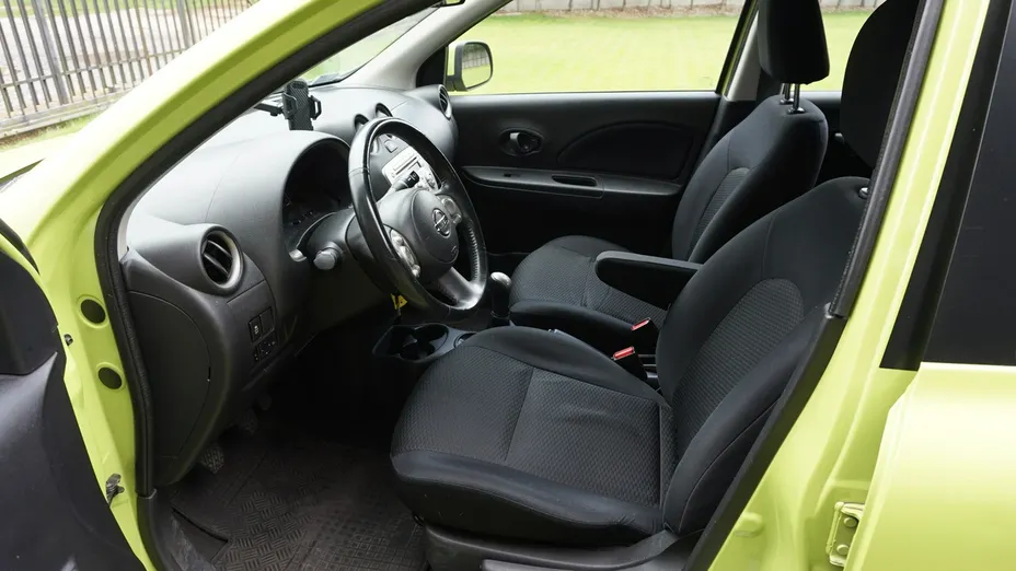 NISSAN Micra -
