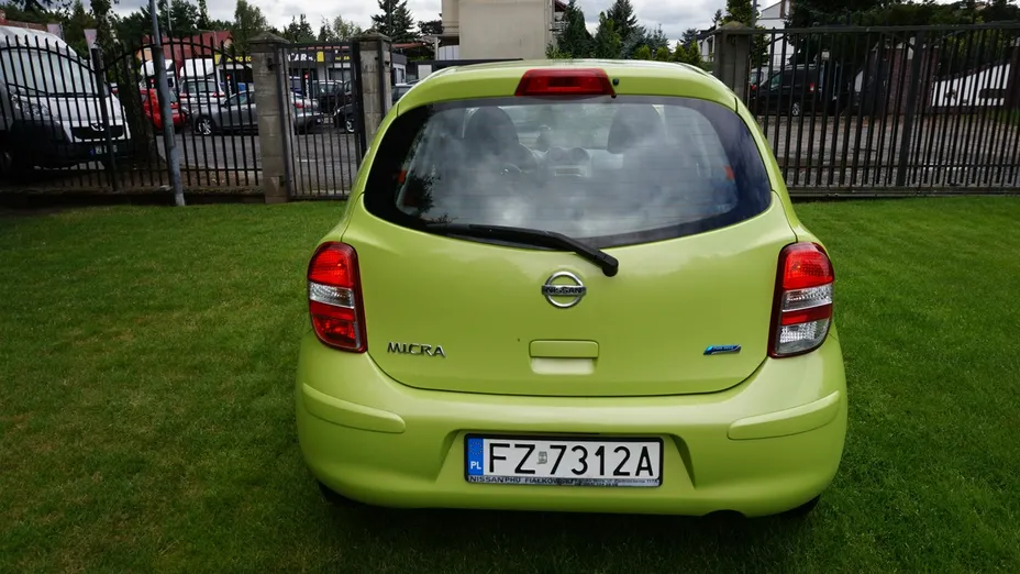 NISSAN Micra -