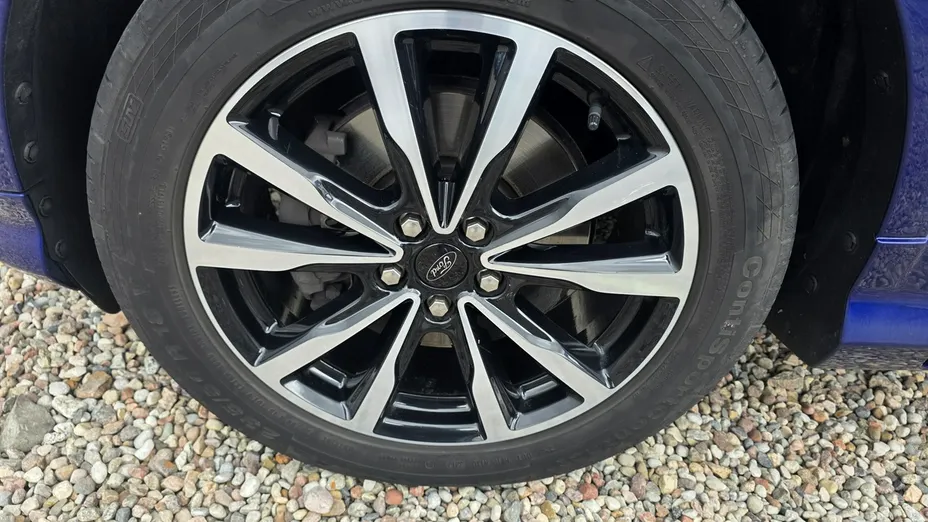 FORD Kuga -