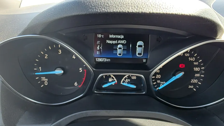 FORD Kuga -