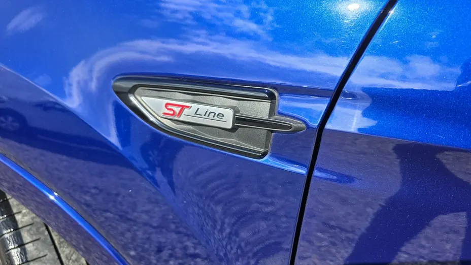 FORD Kuga -