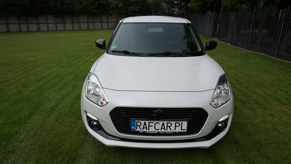 SUZUKI Swift -