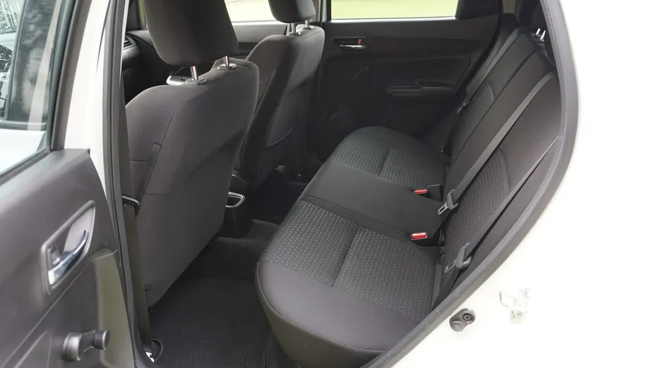 SUZUKI Swift -