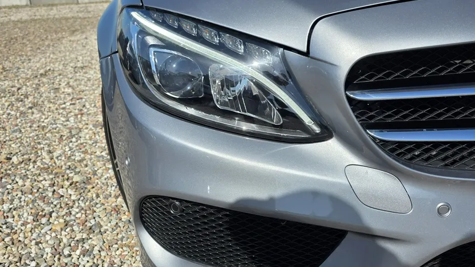 MERCEDES-BENZ C Klasa -
