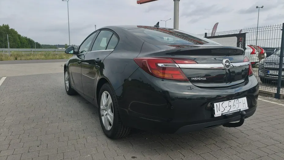 OPEL Insignia -