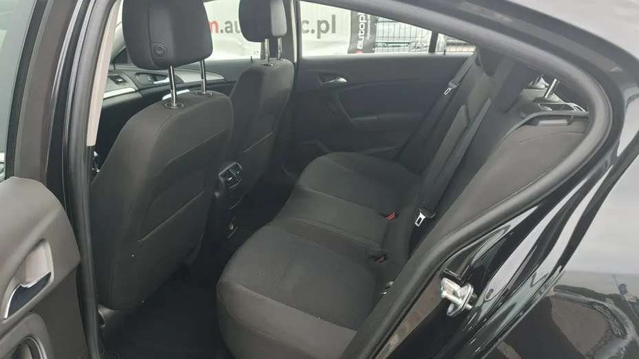 OPEL Insignia -