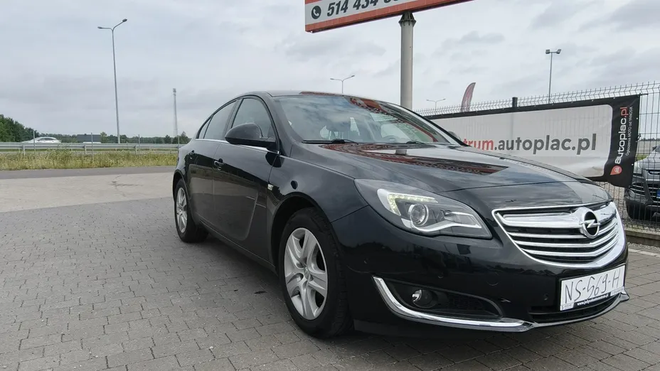 OPEL Insignia -