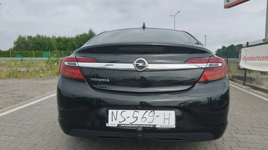 OPEL Insignia -