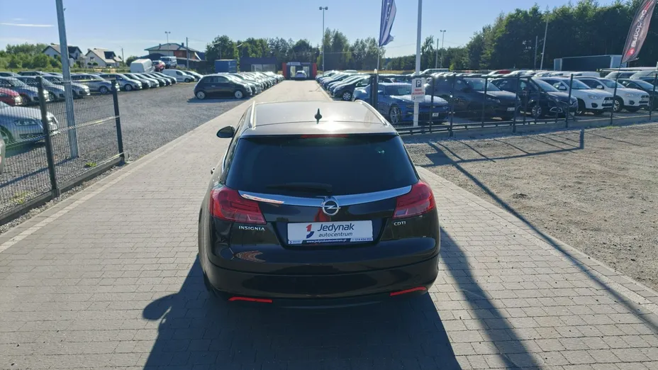 OPEL Insignia -