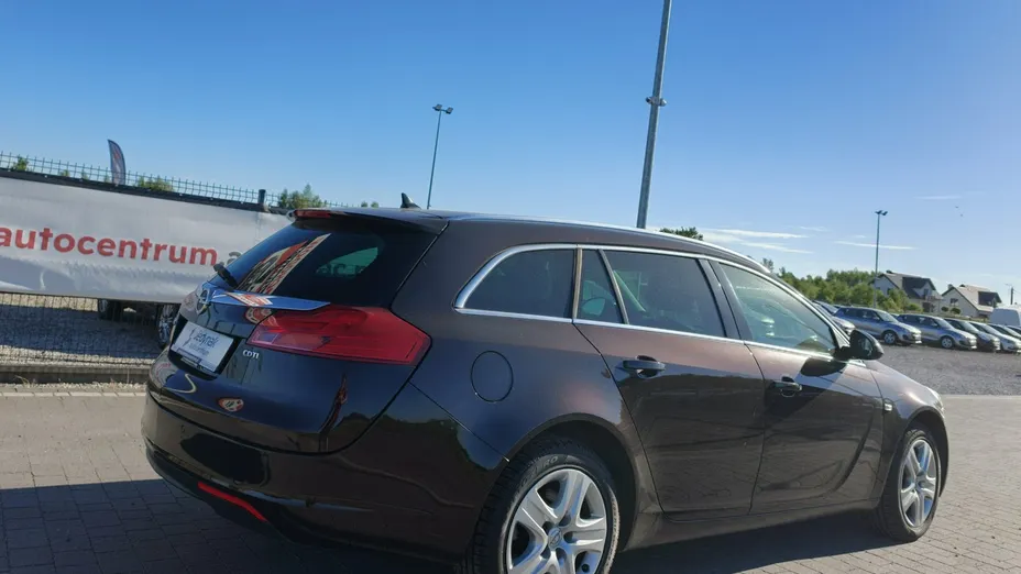 OPEL Insignia -