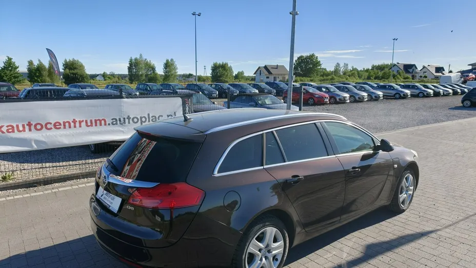 OPEL Insignia -