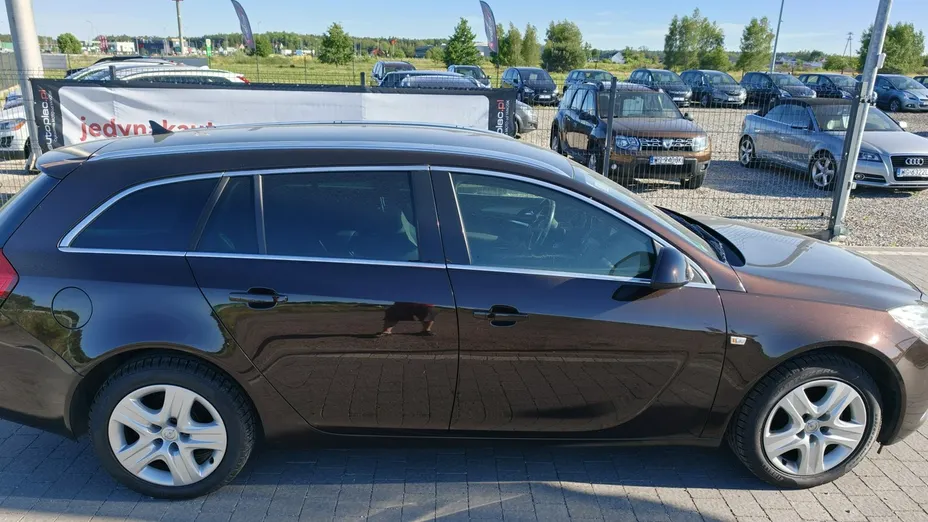 OPEL Insignia -