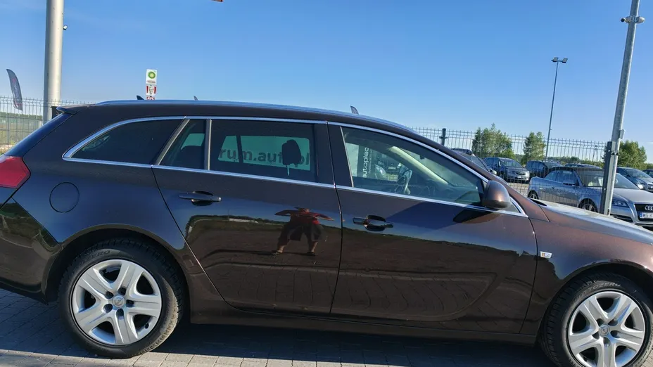 OPEL Insignia -