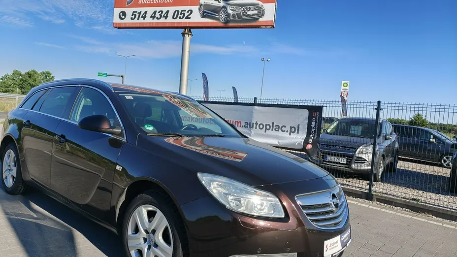 OPEL Insignia -