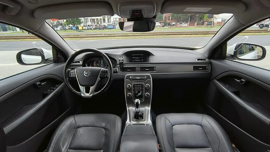 VOLVO V70 -