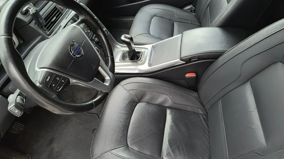 VOLVO V70 -
