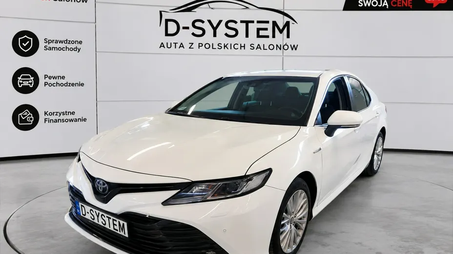 TOYOTA Camry -