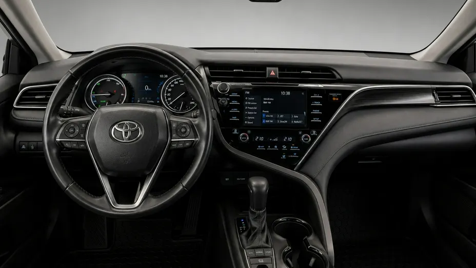 TOYOTA Camry -