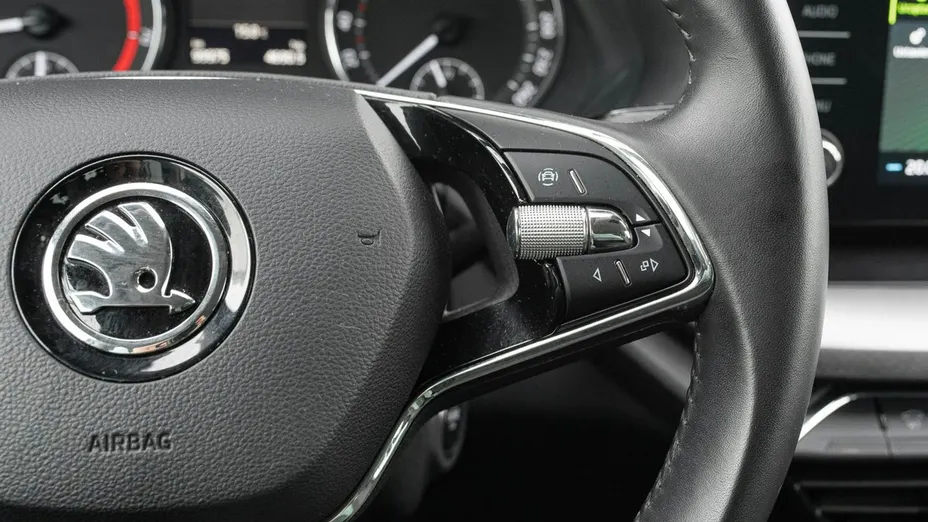 SKODA Octavia -