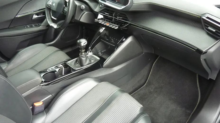 PEUGEOT 2008 -