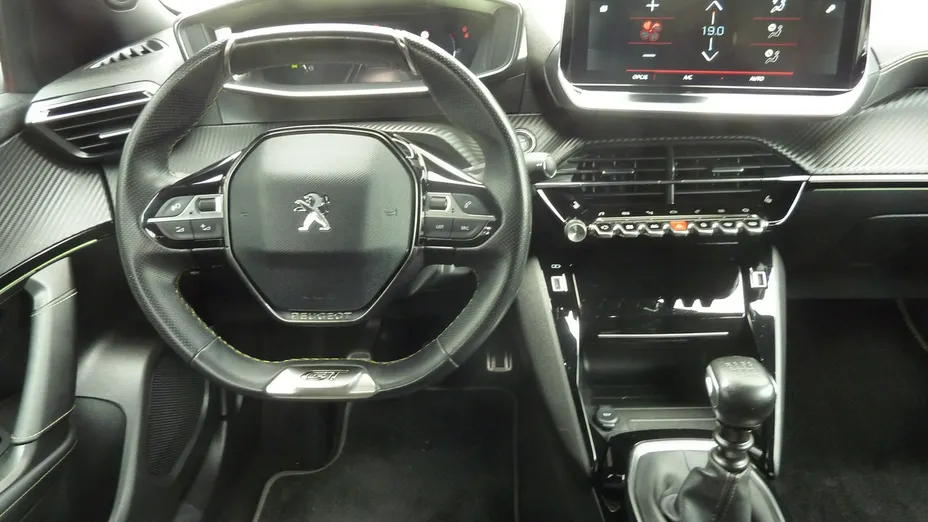 PEUGEOT 2008 -